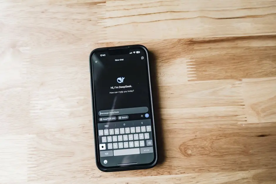 AI thuần Việt là gì và khác gì so với chatbot dịch máy?