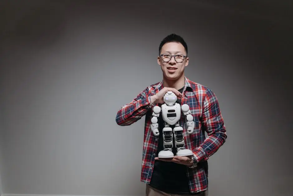 Dùng chatbot AI thông thường hay giải pháp AI hiểu được tiếng Việt và lấy được giá thực tế từ kho dữ liệu thì hiệu quả hơn?